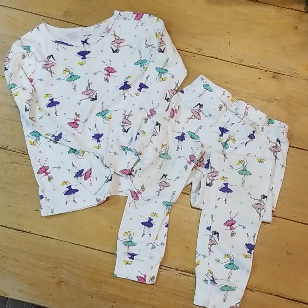 EUC Carter's PJs
